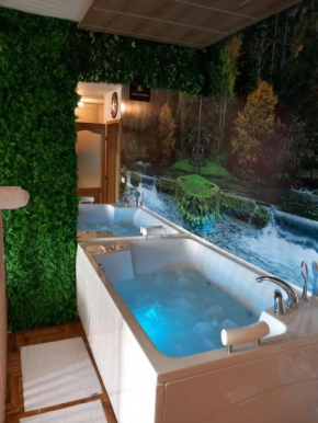 Apartman Hollywood NEOM - JACUZZI, Stup, Sarajevo
